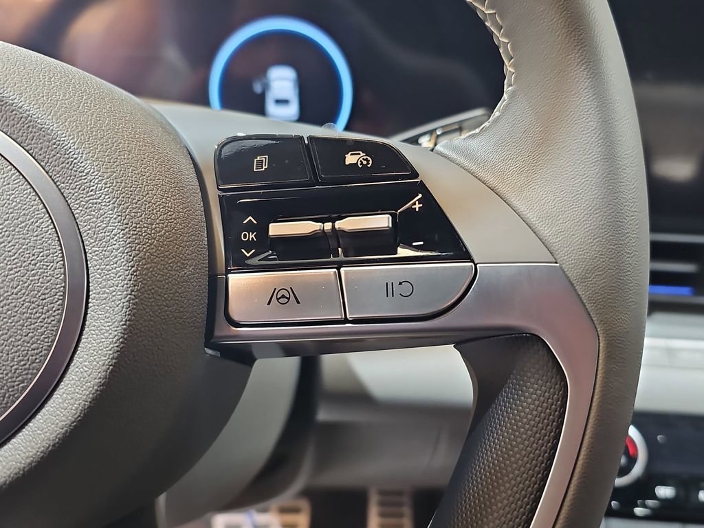 New 2026 Hyundai Elantra Sport image 17