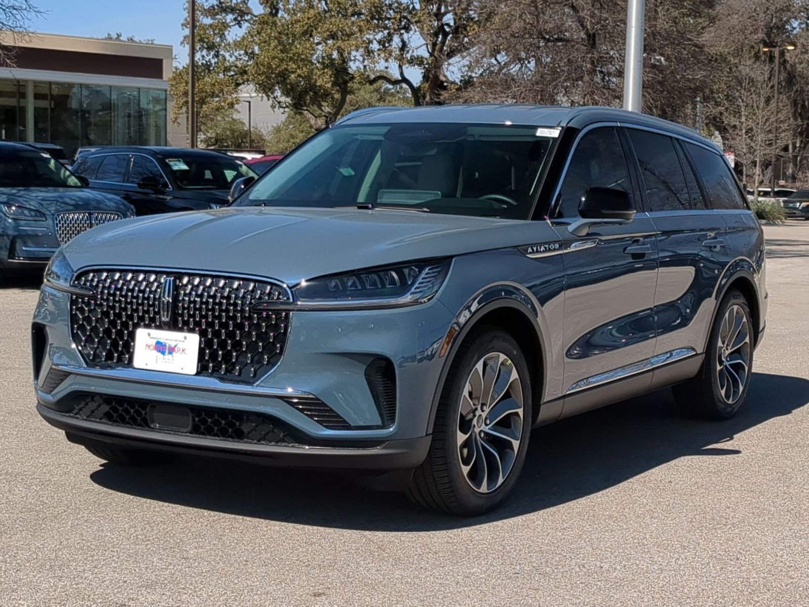 New 2026 Lincoln Aviator 2WD image 7