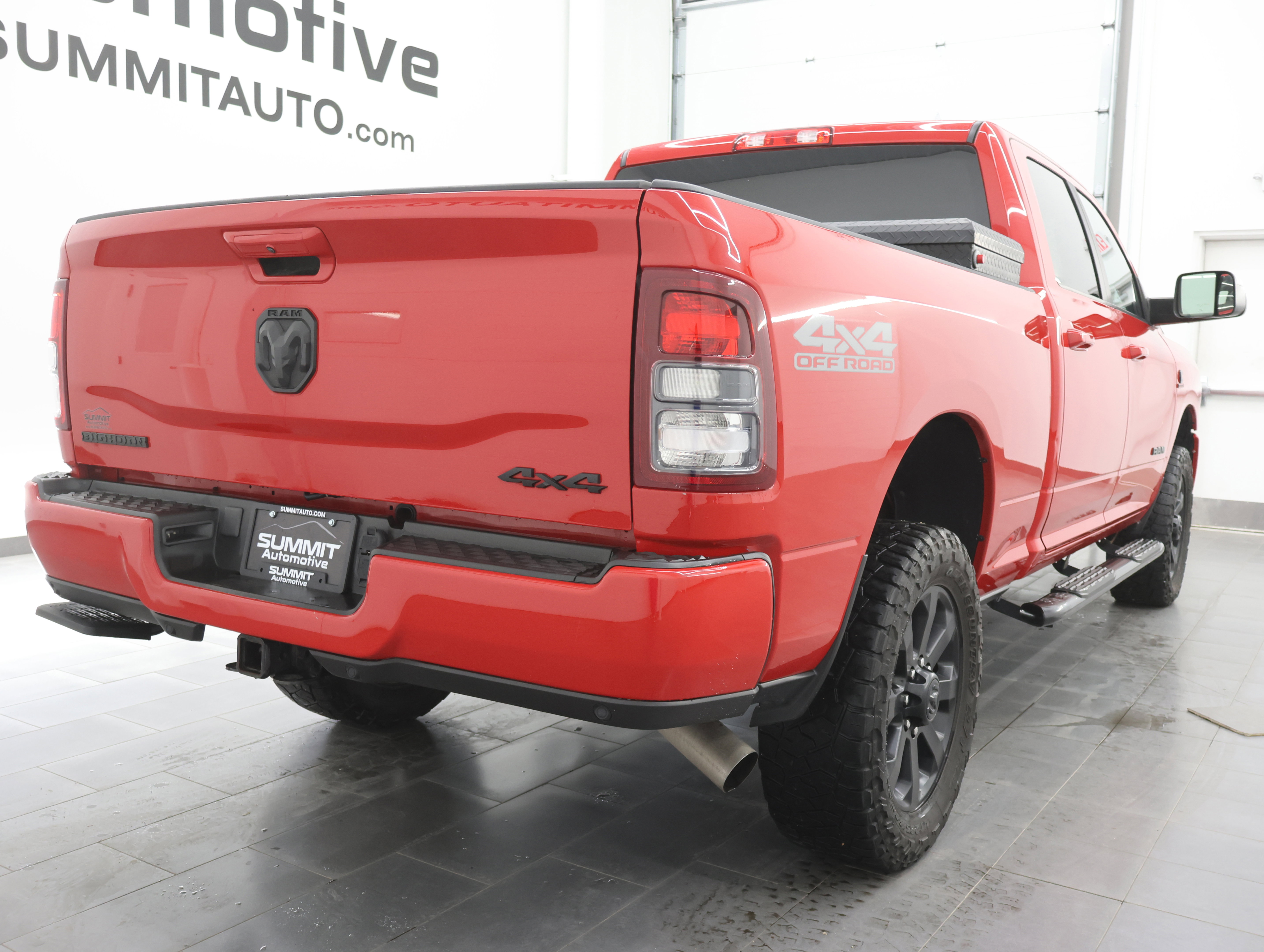 Used 2021 RAM 2500 Big Horn w/ Night Edition image 4