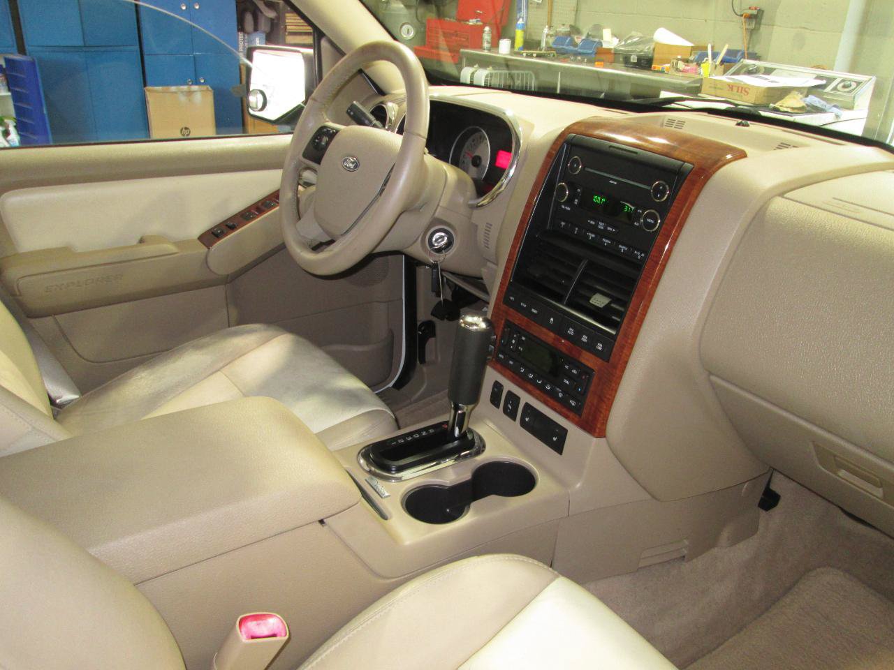Used 2008 Ford Explorer Eddie Bauer AWD/4WD image 20