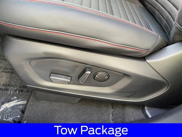 New 2026 Ford Explorer ST-Line w/ ST-Line Street Pack image 9