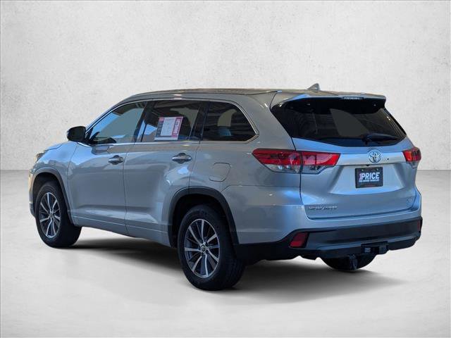 Used 2018 Toyota Highlander XLE image 7