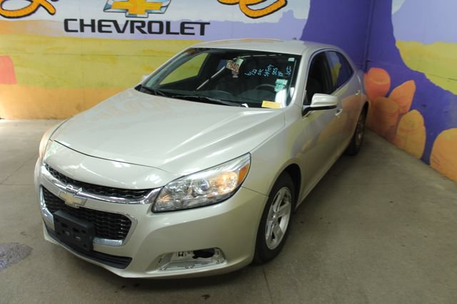 Used 2016 Chevrolet Malibu LT FWD image 4