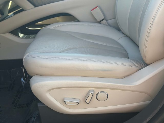 Used 2018 Lincoln MKX Reserve w/ Driver Assistance Package AWD/4WD image 16