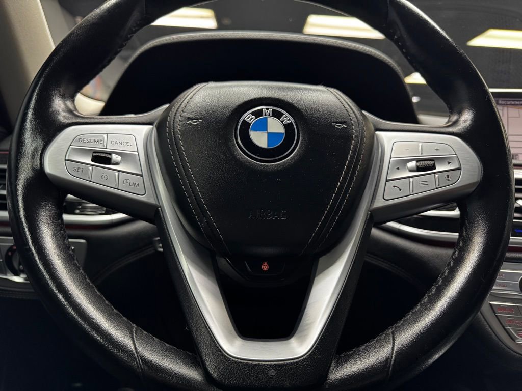 Used 2022 BMW 740i RWD image 22