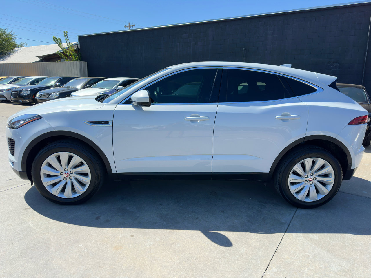 Used 2018 Jaguar E-PACE S image 4