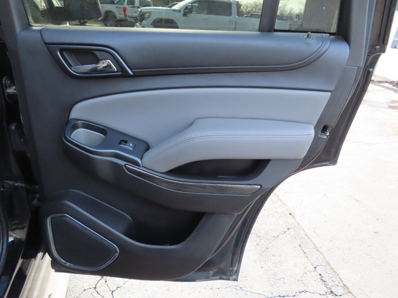 Used 2015 Chevrolet Tahoe LT image 54