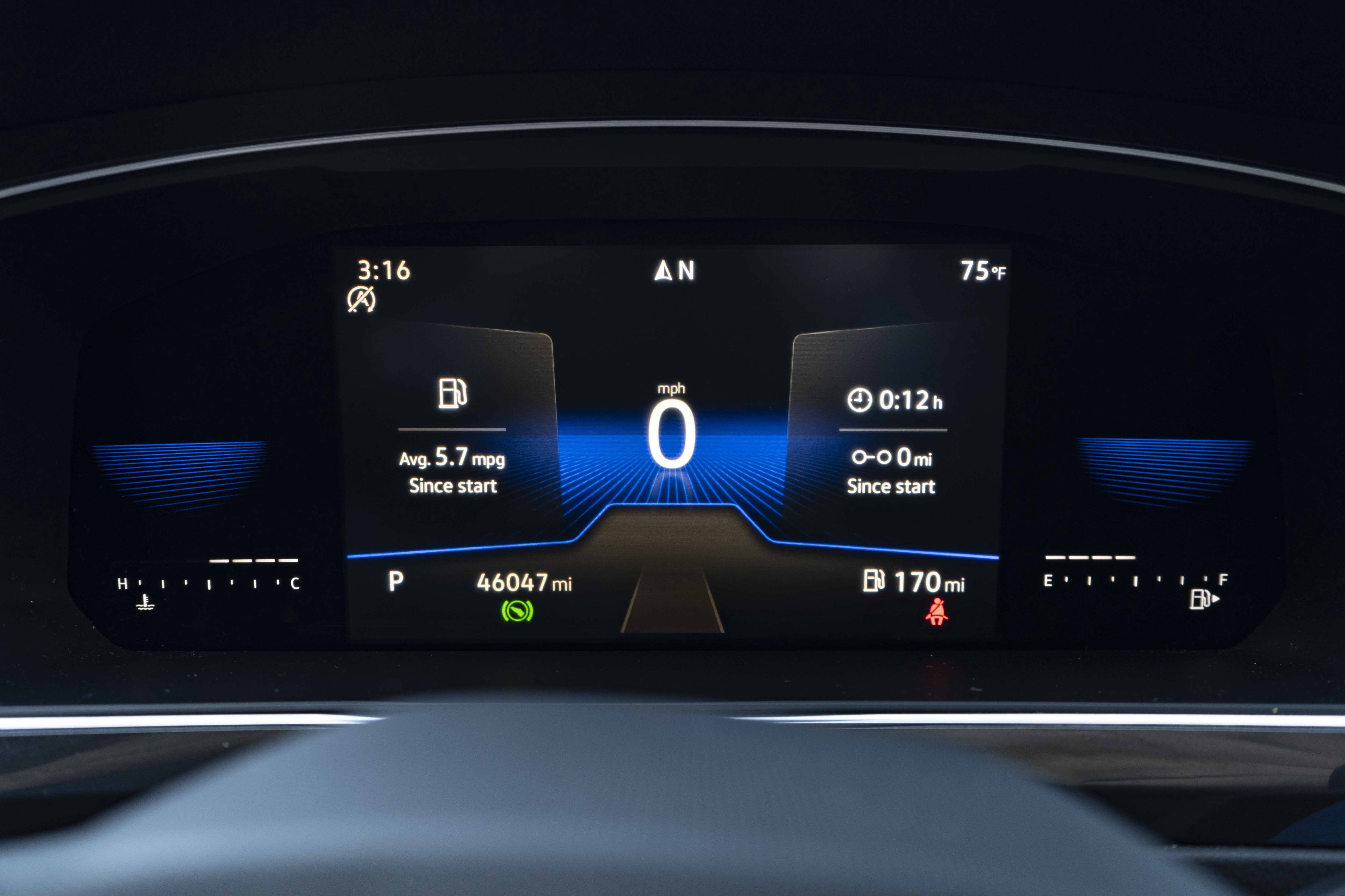 Certified 2022 Volkswagen Tiguan SE R-Line FWD image 22