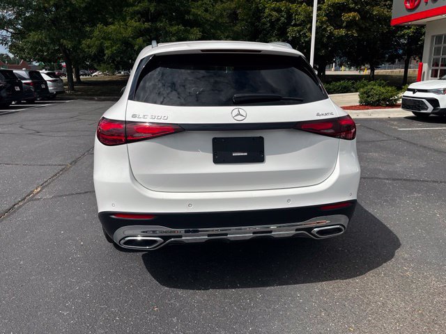 Used 2024 Mercedes-Benz GLC 300 4MATIC image 35