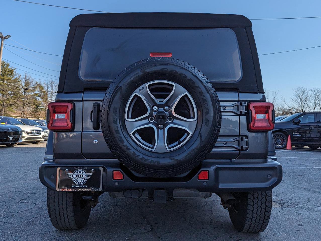 Used 2019 Jeep Wrangler Unlimited Sport S image 9