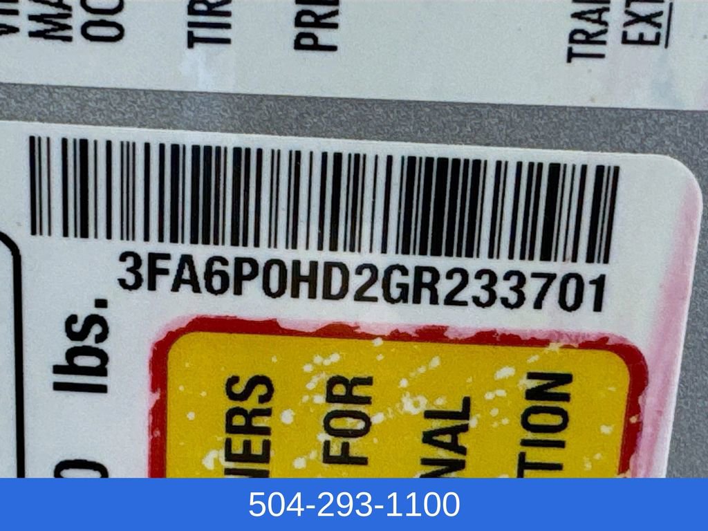 Used 2016 Ford Fusion SE w/ Equipment Group 202A image 29