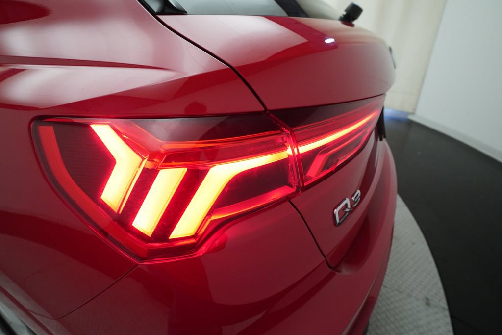 Certified 2022 Audi Q3 2.0T Premium Plus AWD/4WD image 34