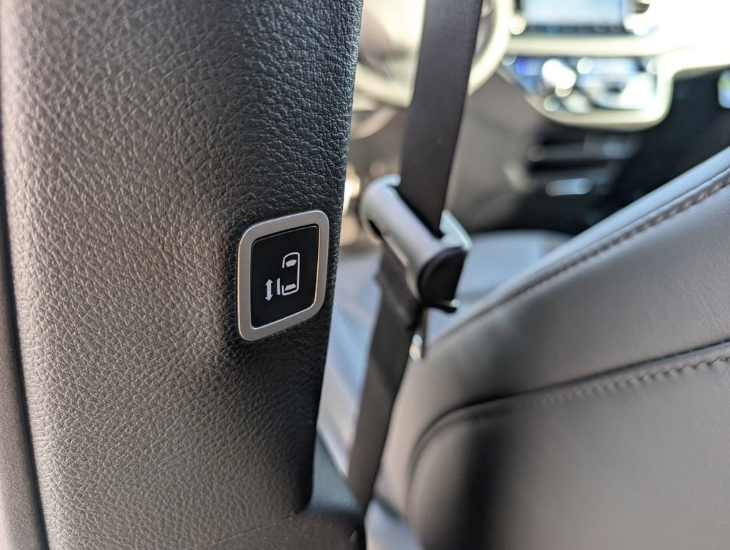 New 2026 Chrysler Pacifica Select w/ S Appearance Package image 41
