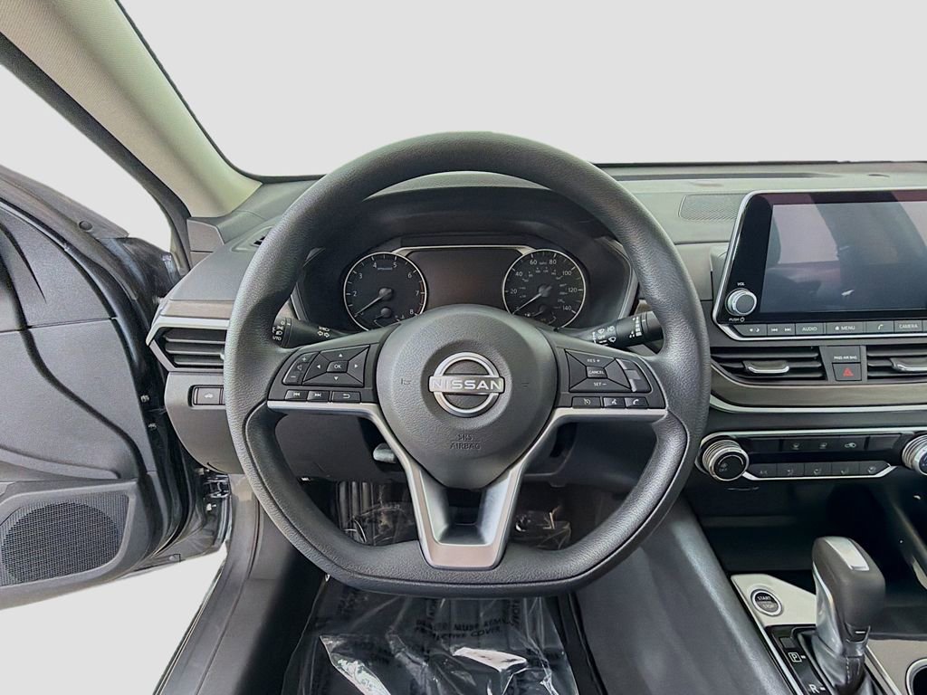 Used 2024 Nissan Altima 2.5 SV AWD/4WD image 24