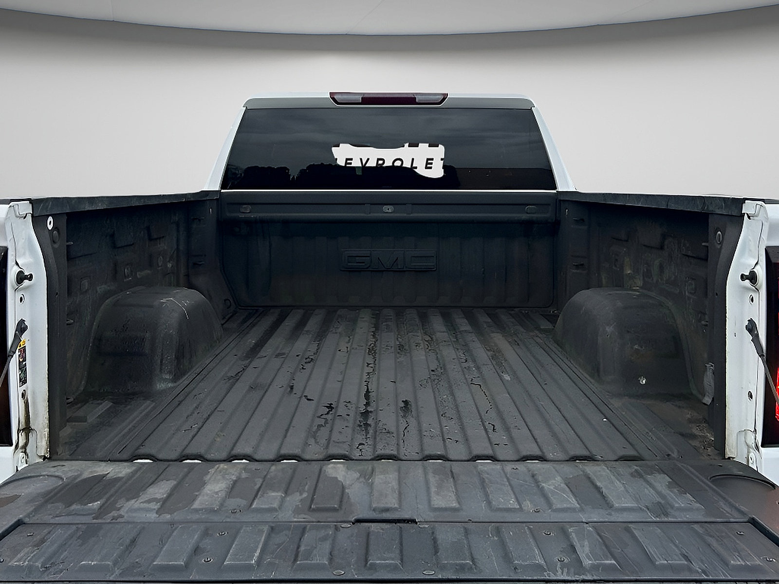 Used 2023 GMC Sierra 1500 SLE AWD/4WD image 5