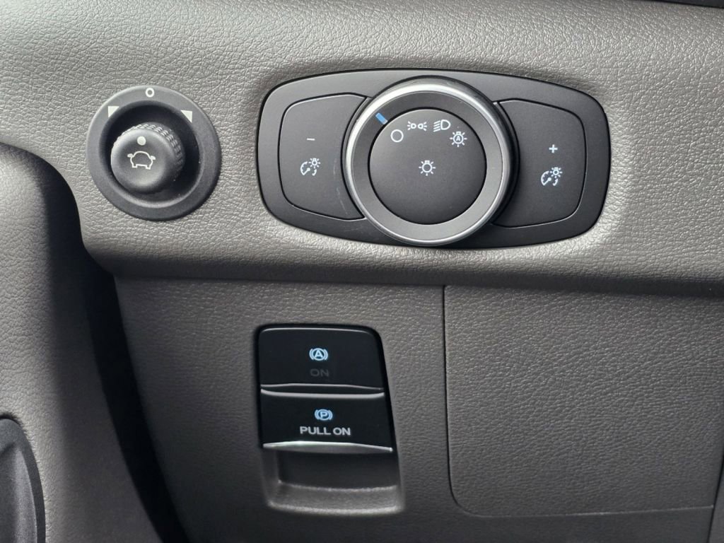Used 2024 Ford E-Transit 148 High Roof image 14