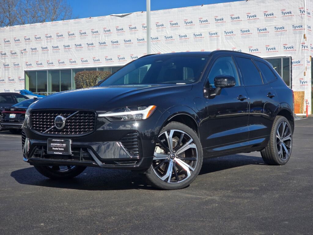 Used 2022 Volvo XC60 T8 R-Design w/ Advanced Package image 1