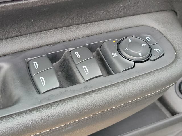 Used 2024 GMC Terrain SLT AWD/4WD image 24