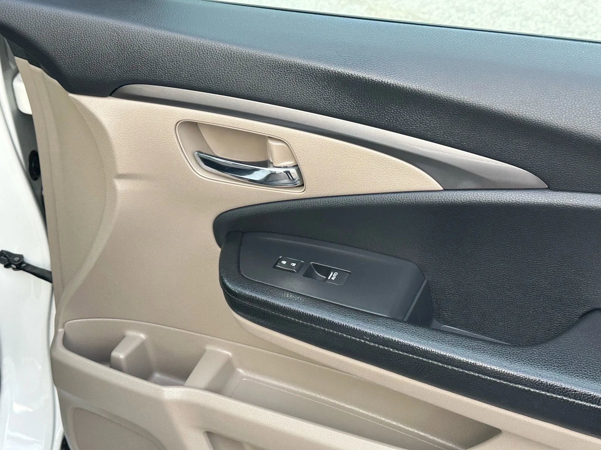 Used 2016 Honda Pilot LX image 20