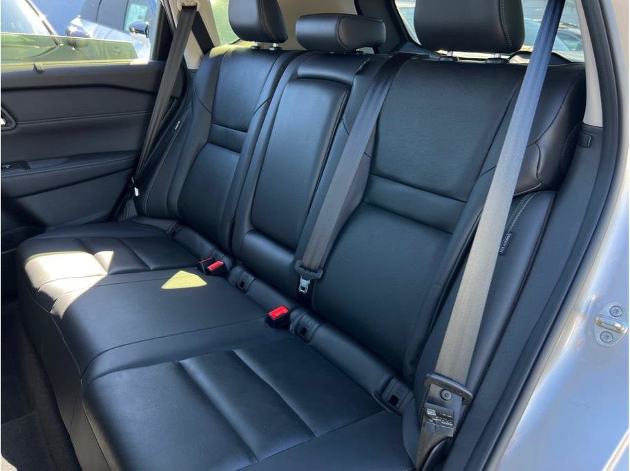 Used 2024 Nissan Rogue SL w/ SL Premium Package AWD/4WD image 9