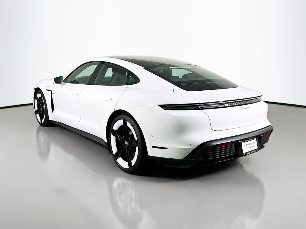 New 2025 Porsche Taycan RWD video 3