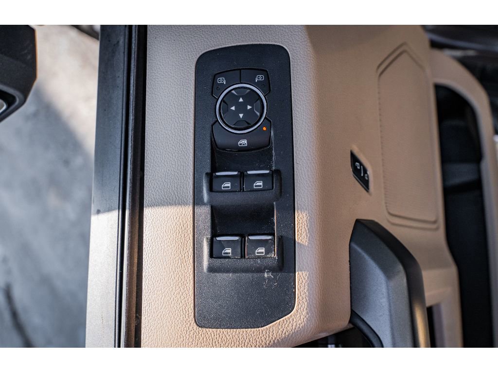 Used 2015 Ford F150 XLT w/ Equipment Group 302A Luxury image 7