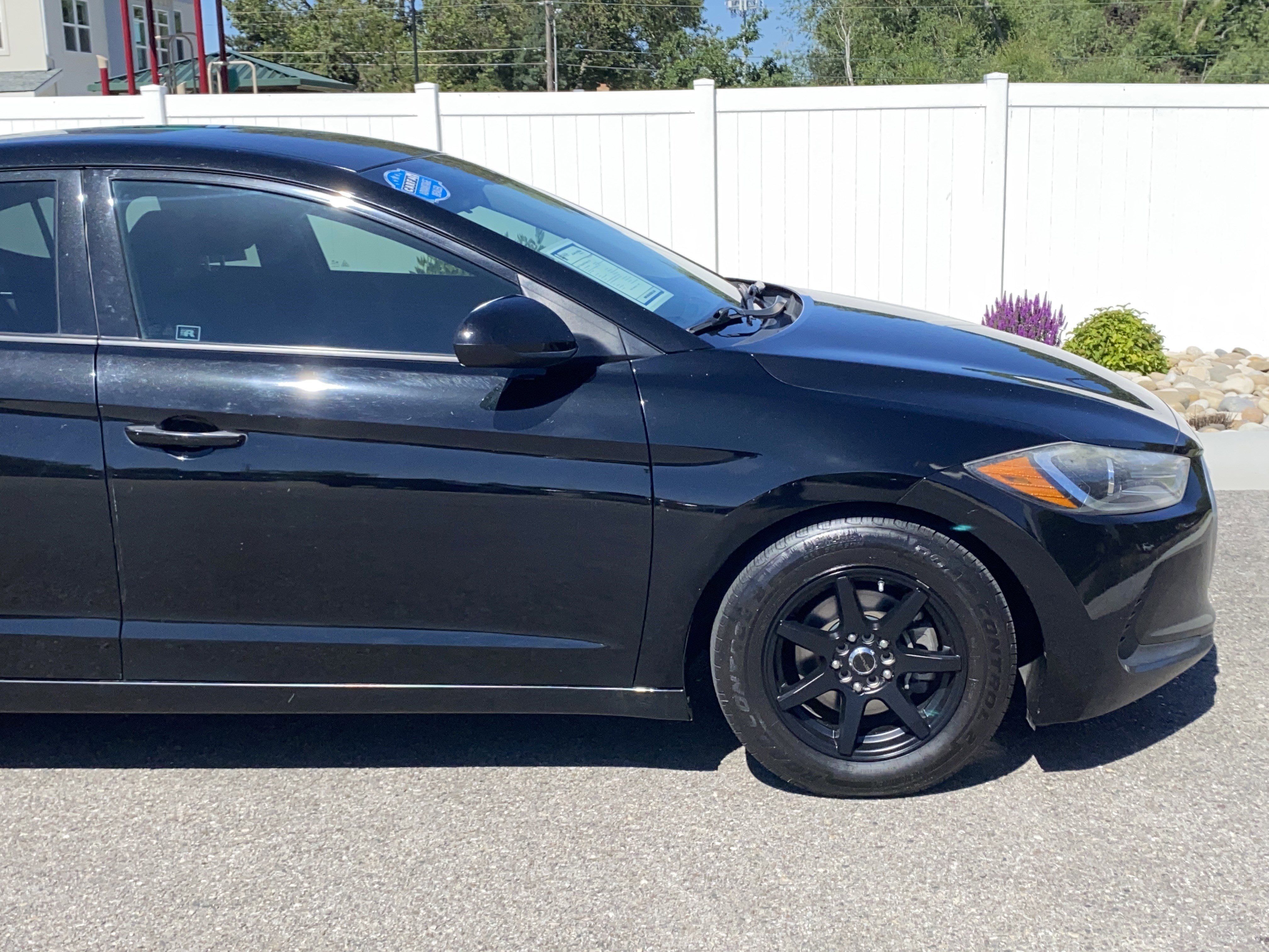 Used 2017 Hyundai Elantra SE FWD image 8
