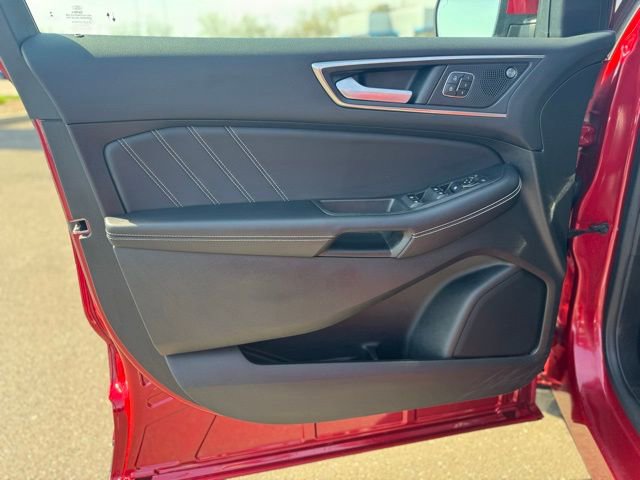Certified 2022 Ford Edge ST w/ Equipment Group 401A AWD/4WD image 11