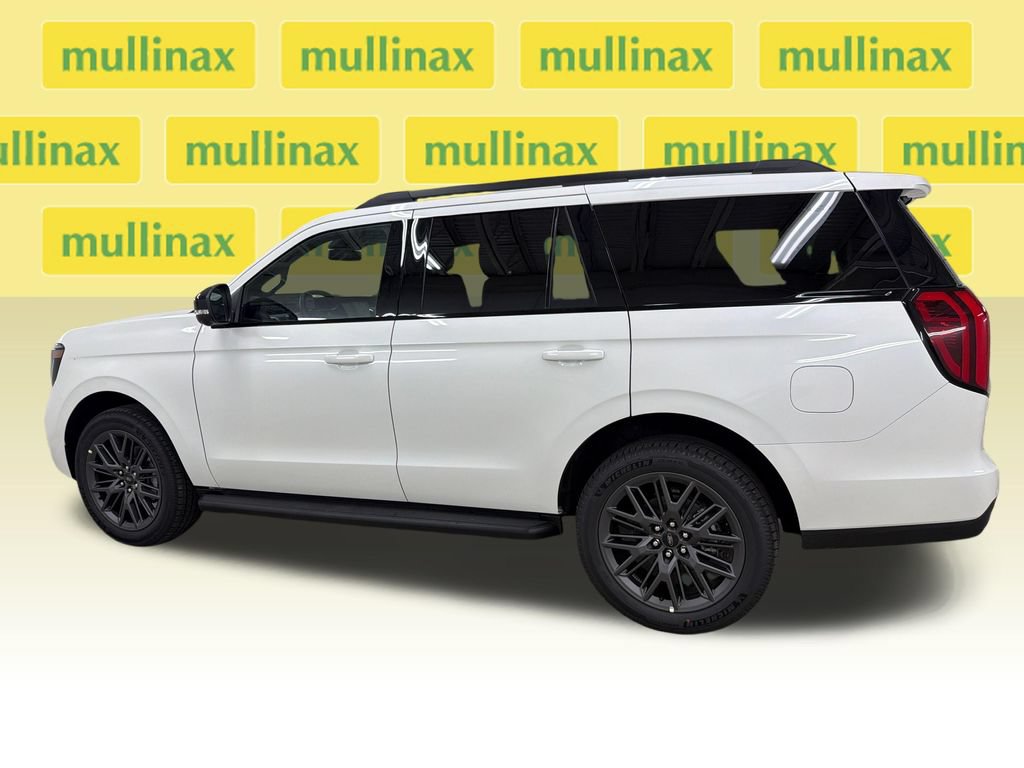 New 2027 Ford Expedition Platinum w/ Stealth Appearance Package RWD image 10