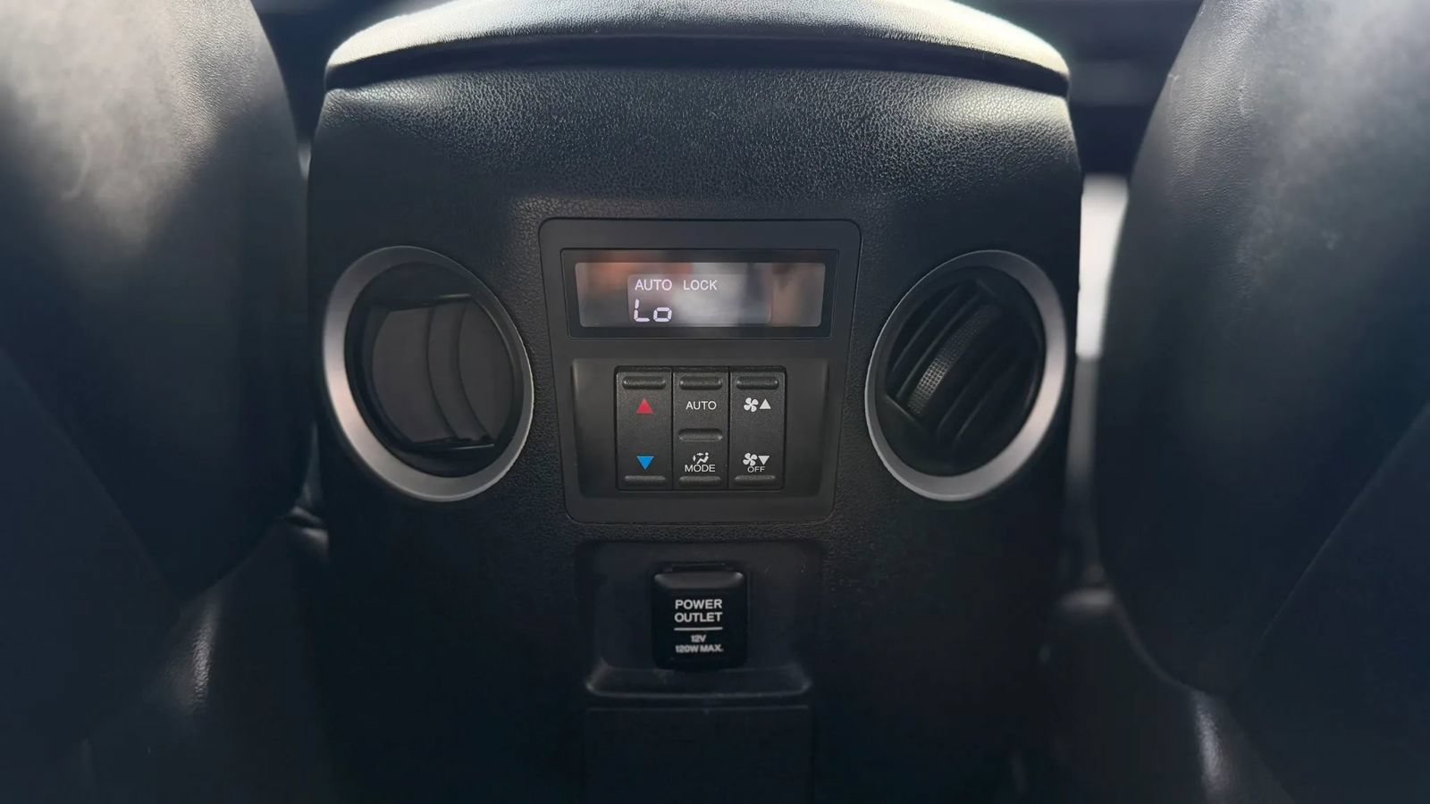 Used 2010 Honda Pilot EX-L image 19