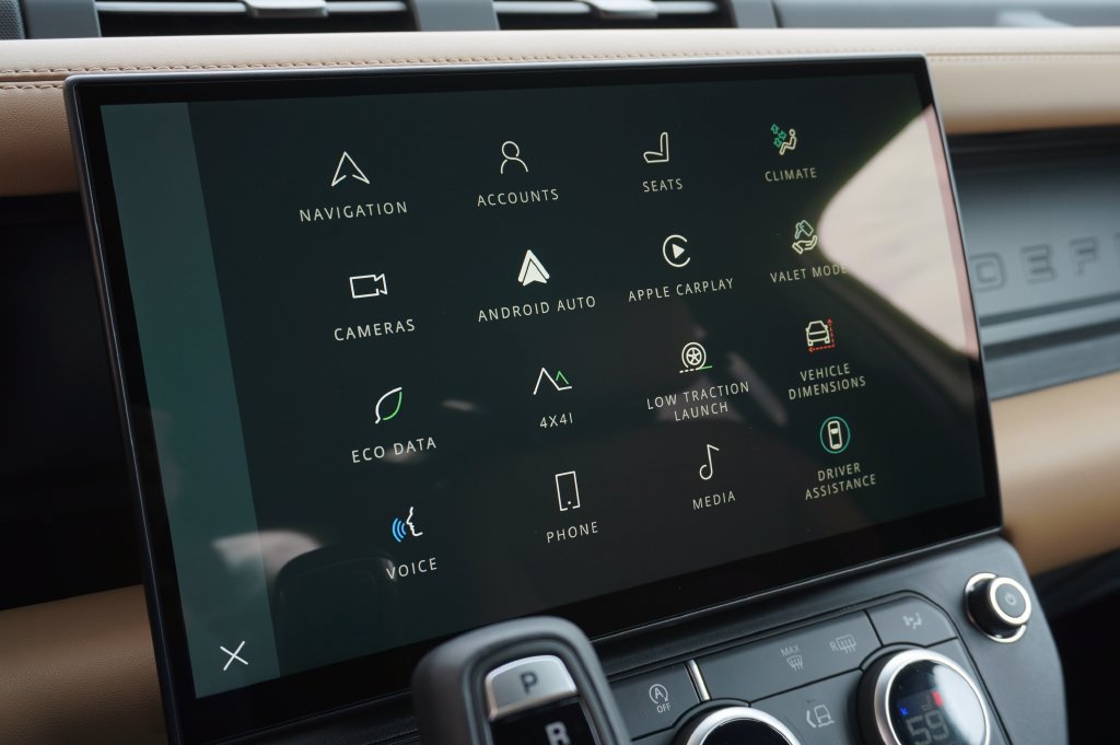 New 2026 Land Rover Defender 110 S AWD/4WD image 19