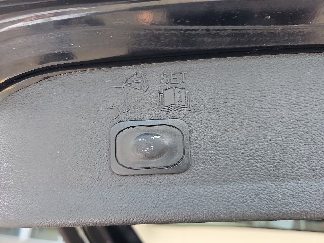 Used 2019 Ford Escape SEL AWD/4WD image 14