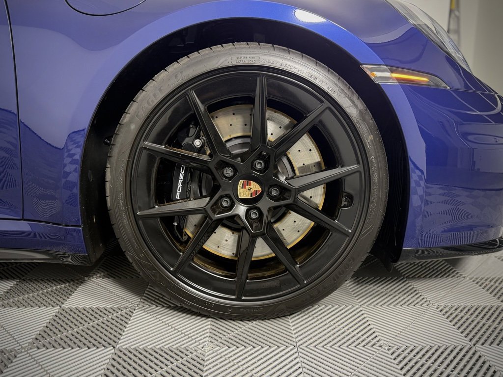 Used 2025 Porsche 911 Carrera S image 19