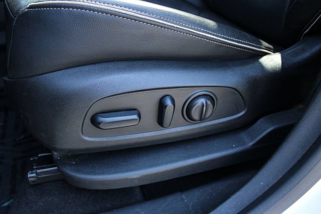Used 2019 GMC Terrain Denali w/ Comfort Package FWD image 14