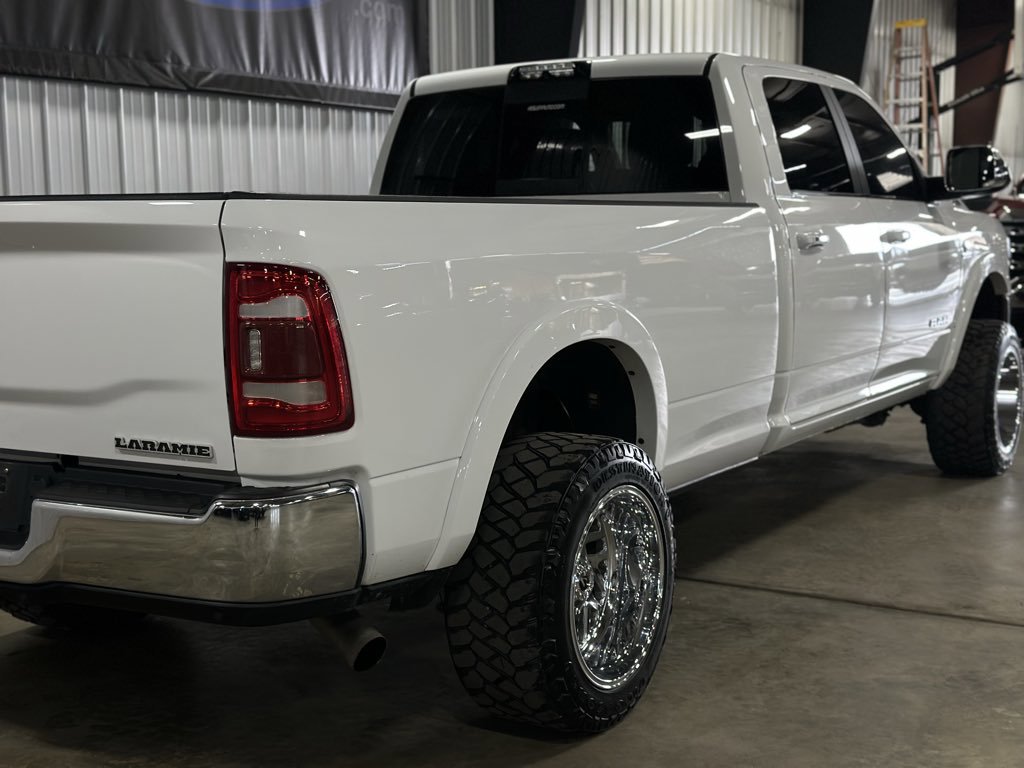 Used 2019 RAM 3500 Laramie image 37