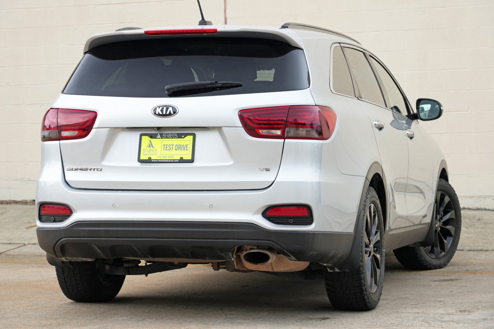 Used 2020 Kia Sorento S FWD image 4
