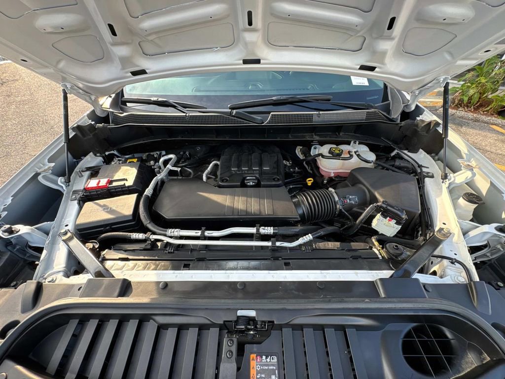 Used 2024 Chevrolet Silverado 1500 W/T image 3