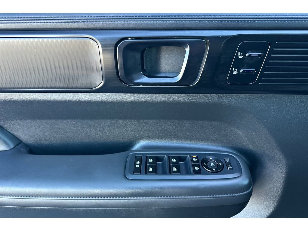 Used 2025 Hyundai Santa Fe Calligraphy image 11