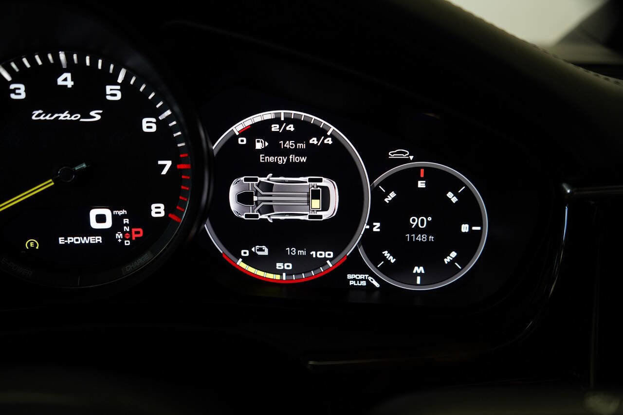 Used 2023 Porsche Panamera Turbo S image 92