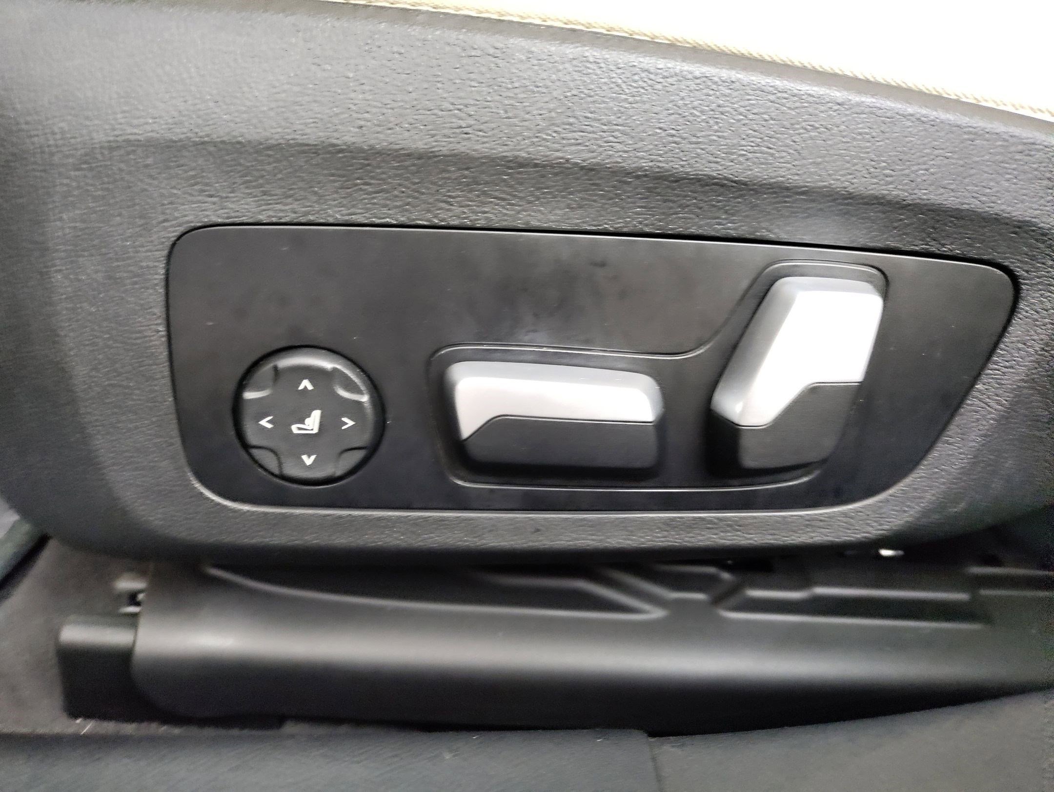 Certified 2023 BMW i4 eDrive40 w/ M Sport Package image 13