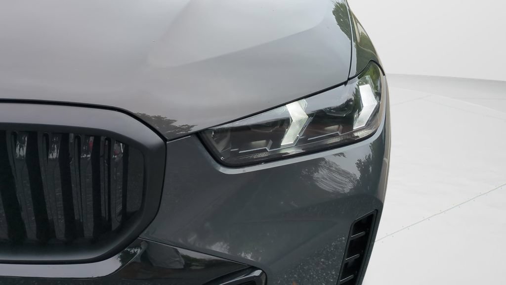 New 2026 BMW X5 xDrive50e w/ M Sport Package AWD/4WD image 23