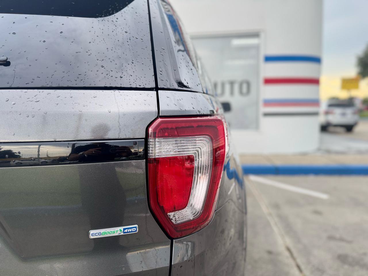 Used 2018 Ford Explorer Sport AWD/4WD image 35