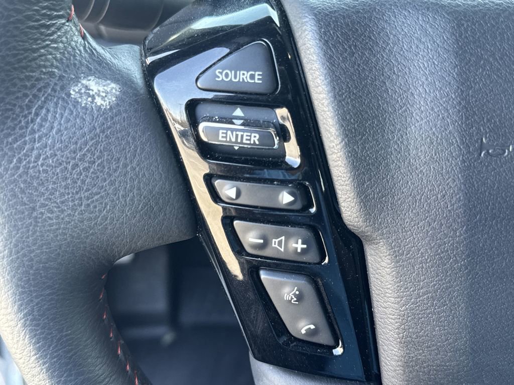 Used 2025 Nissan Frontier PRO-4X w/ Pro Convenience Package image 24