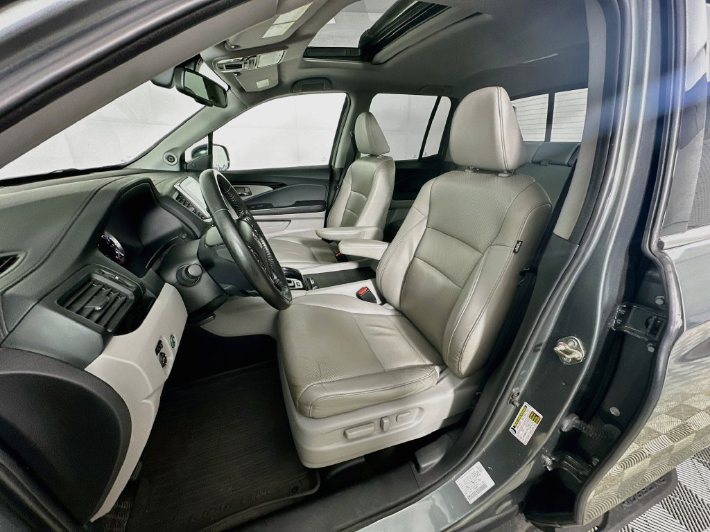 Used 2017 Honda Ridgeline RTL-E image 25
