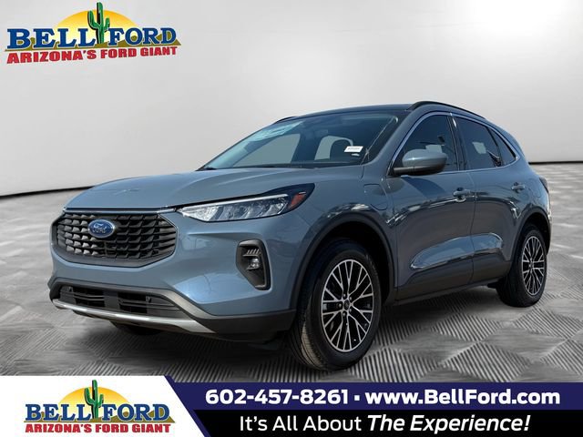 New 2025 Ford Escape SE w/ Class II Trailer Tow Package