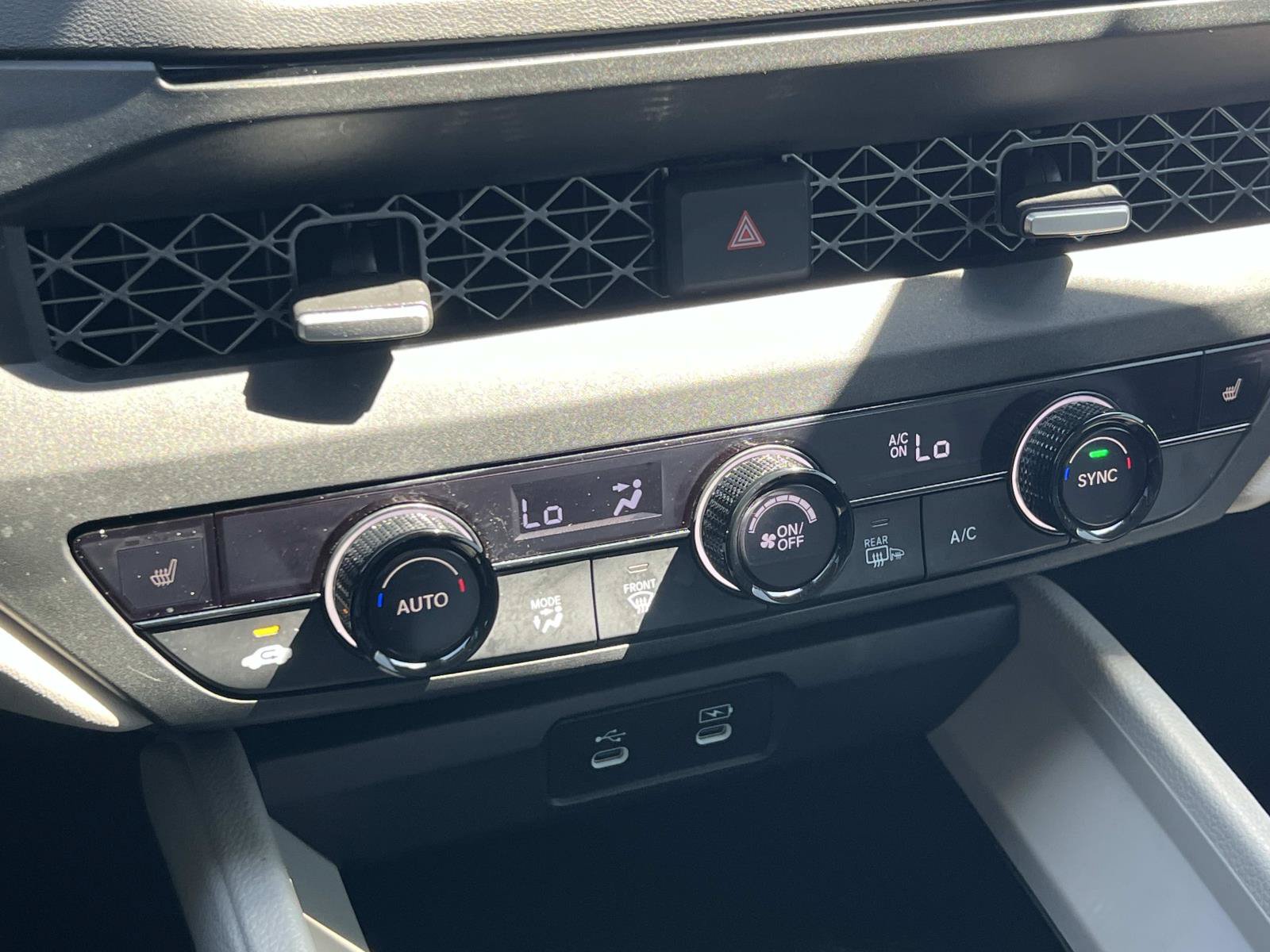 Certified 2025 Honda Accord SE image 14