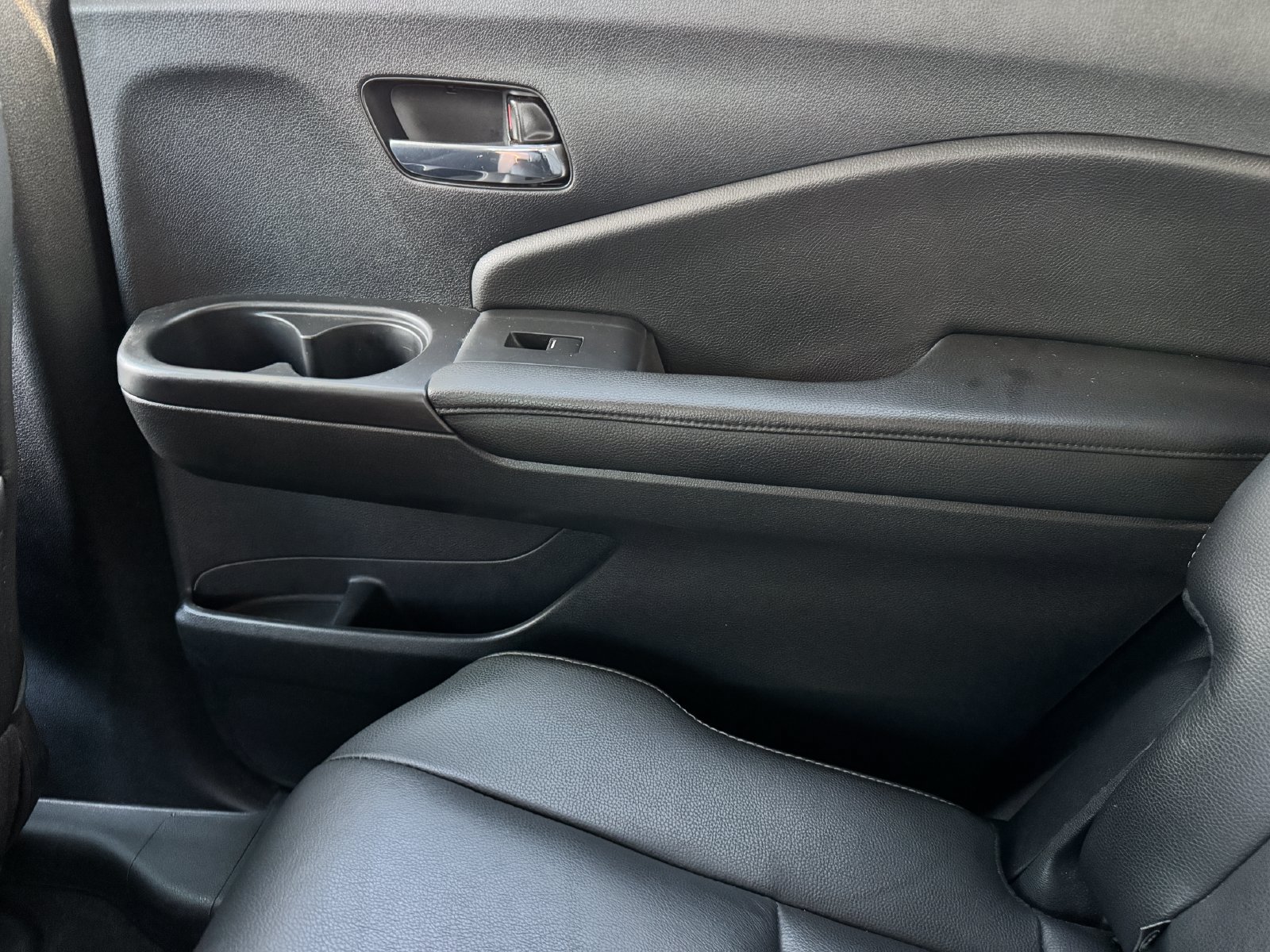 Used 2022 Honda Pilot Special Edition image 25