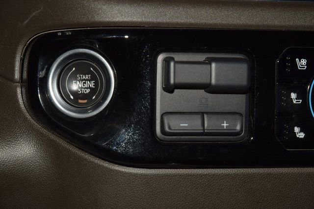 Used 2023 Chevrolet Silverado 1500 LTZ w/ LTZ Premium Package image 34