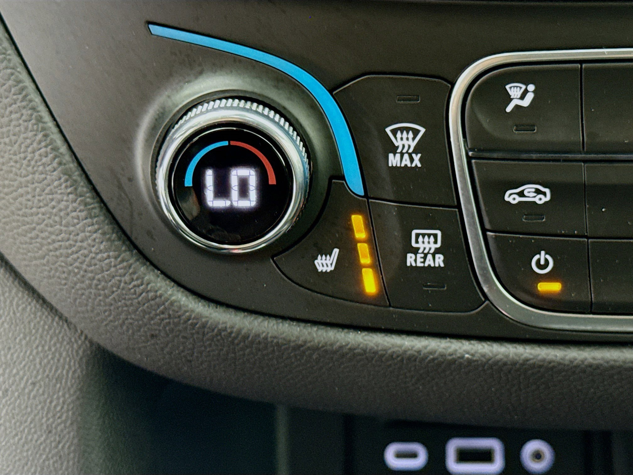 Used 2024 Chevrolet Equinox LT image 21