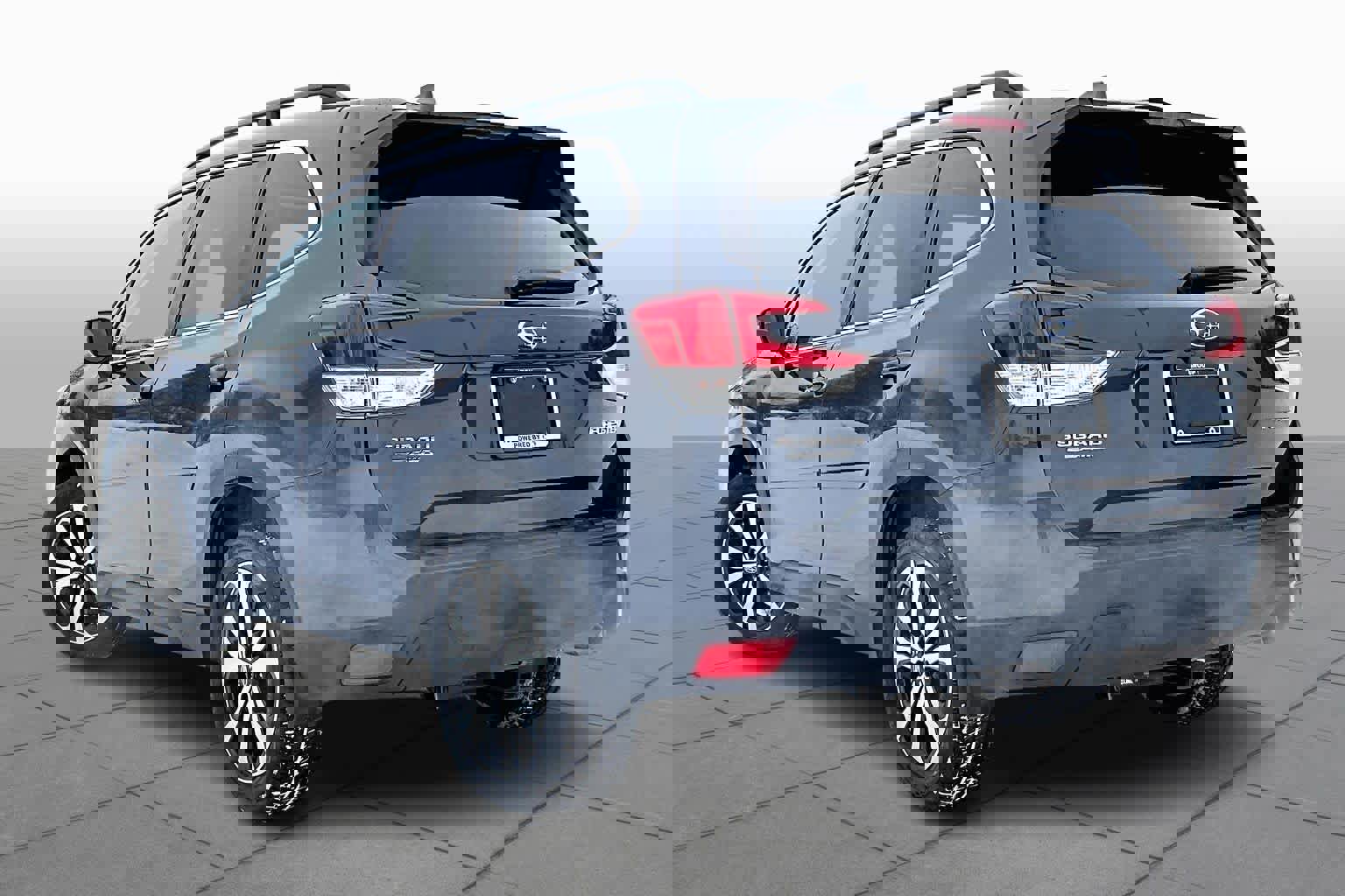 Used 2019 Subaru Forester Limited image 12